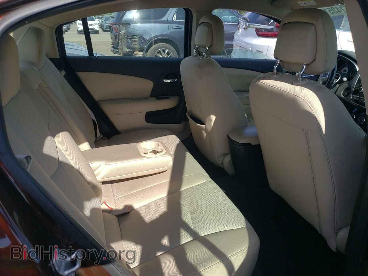 2012 CHRYSLER 200 - VIN: 1C3CCBBG8CN184805 - Фото 10
