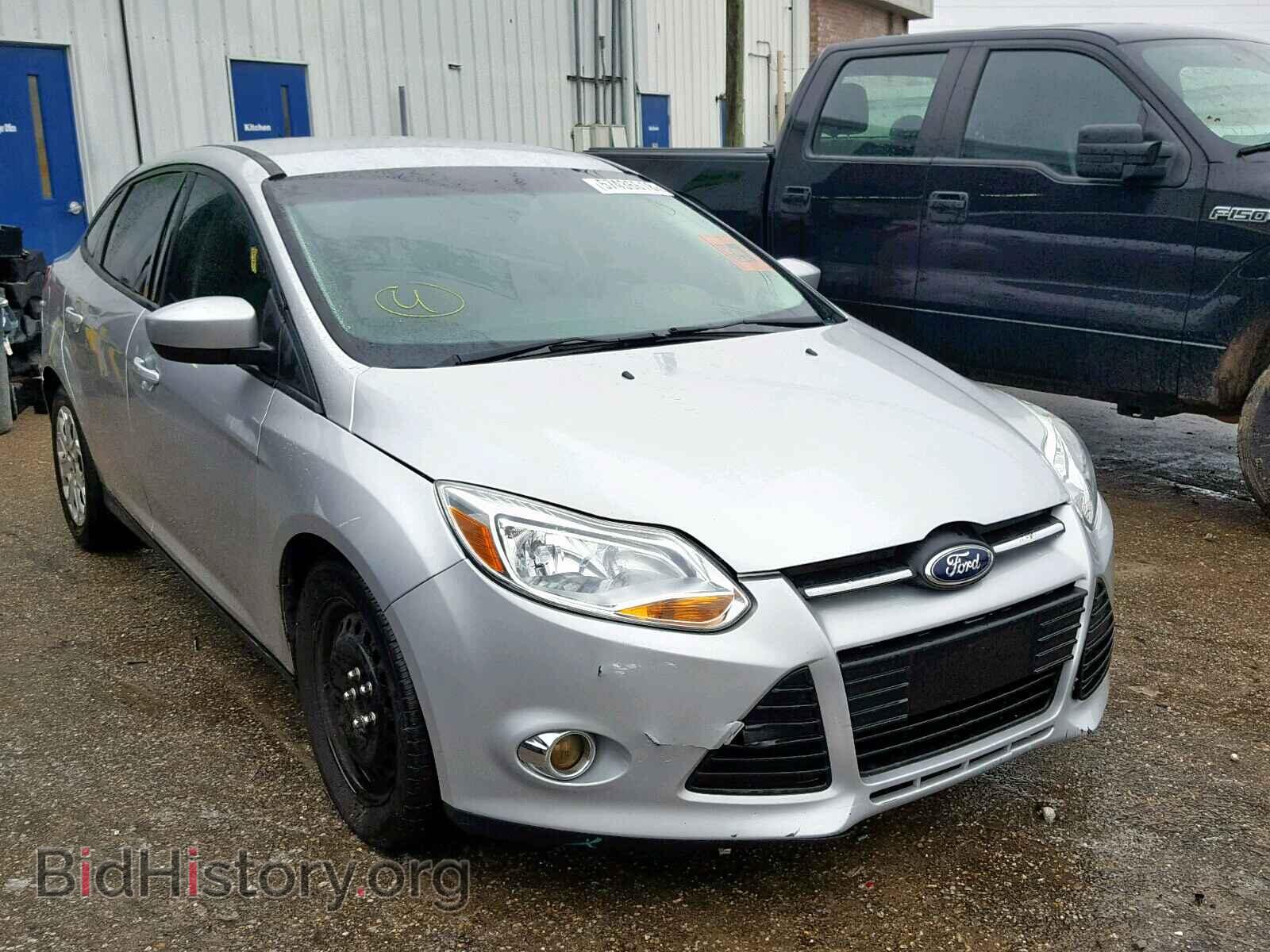 Photo 1FAHP3F29CL426481 - FORD FOCUS 2012