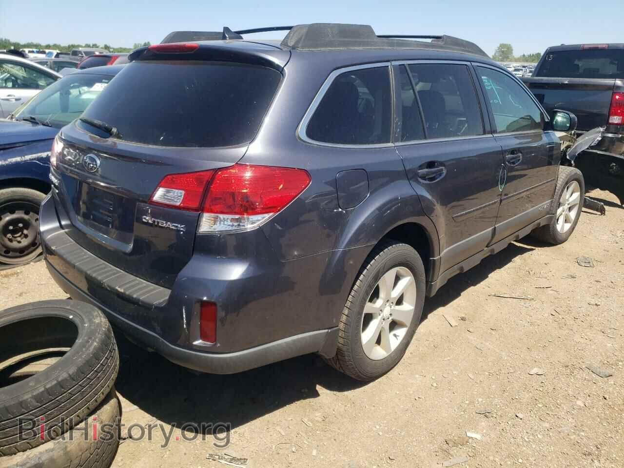 2014 SUBARU OUTBACK - VIN: 4S4BRCDC5E3211636 - Фото 3
