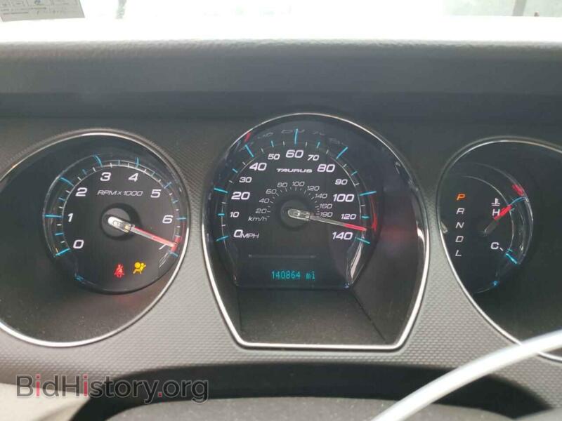 2011 Ford TAURUS (VIN 1FAHP2DW5BG149934) — фото 9 из 13