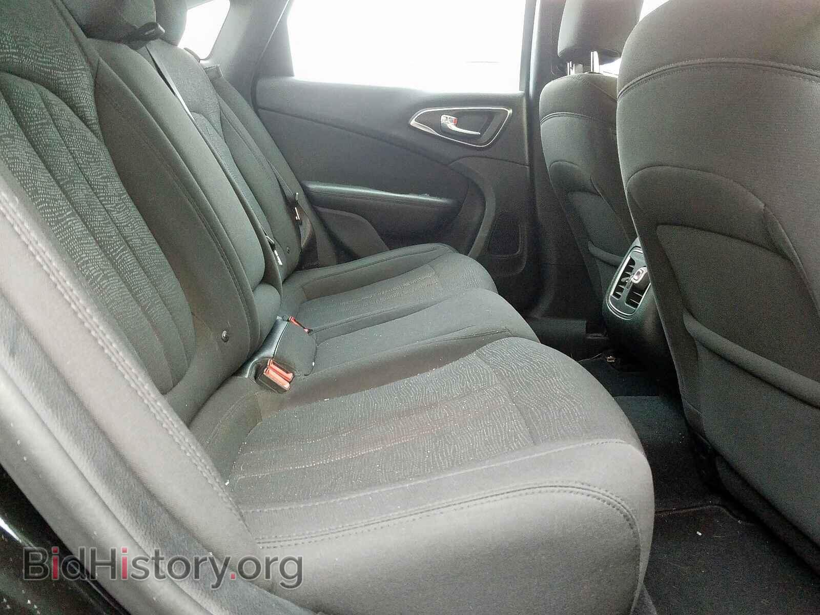 2016 CHRYSLER 200 - VIN: 1C3CCCAB8GN155628 - Фото 6