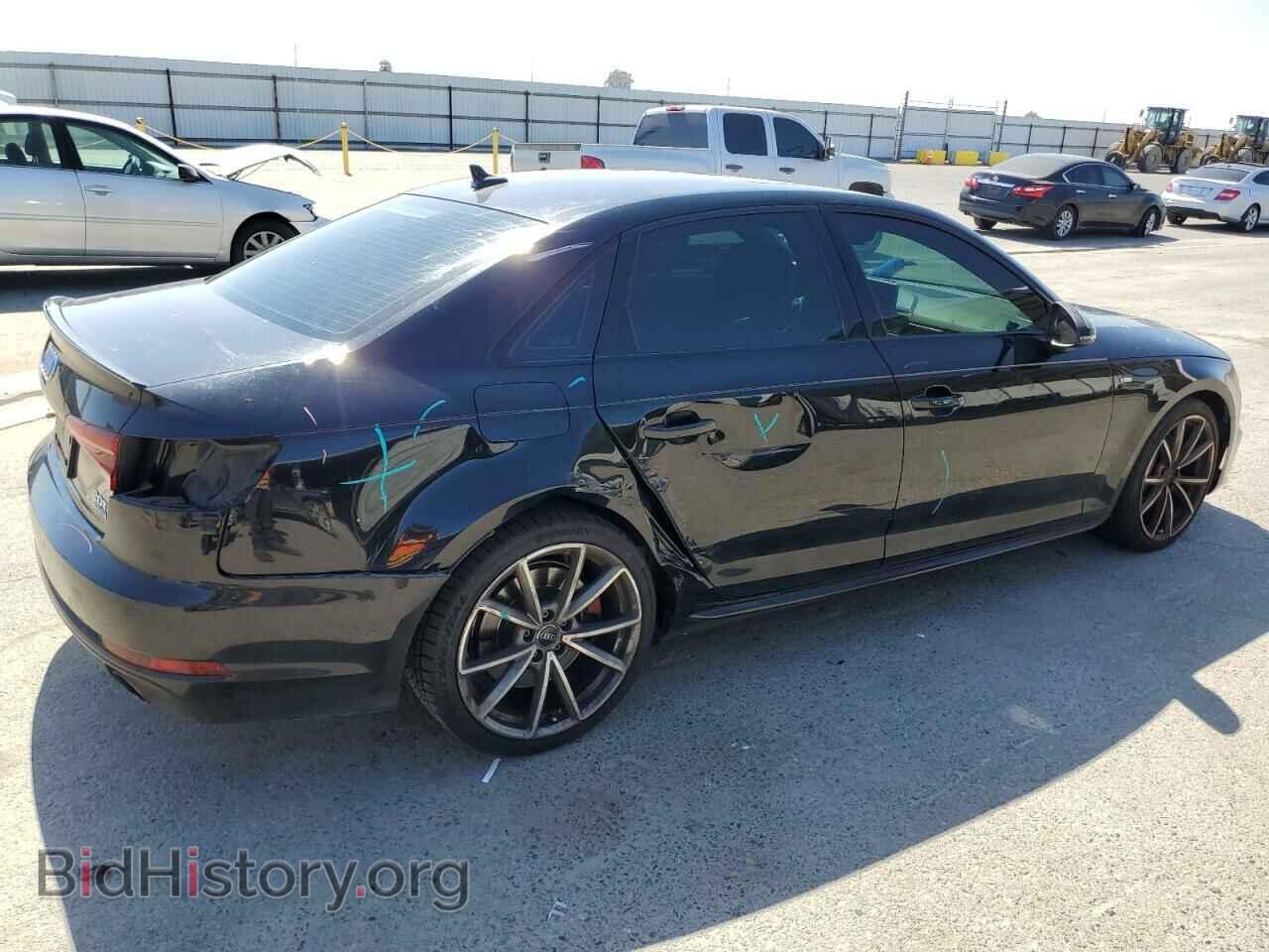 2018 AUDI A4 - VIN: WAUENAF42JA038894 - Фото 3