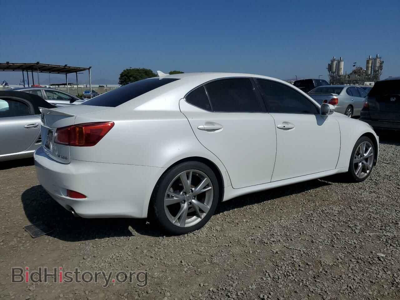 2010 LEXUS IS - VIN: JTHBF5C21A5124654 - Photo 3