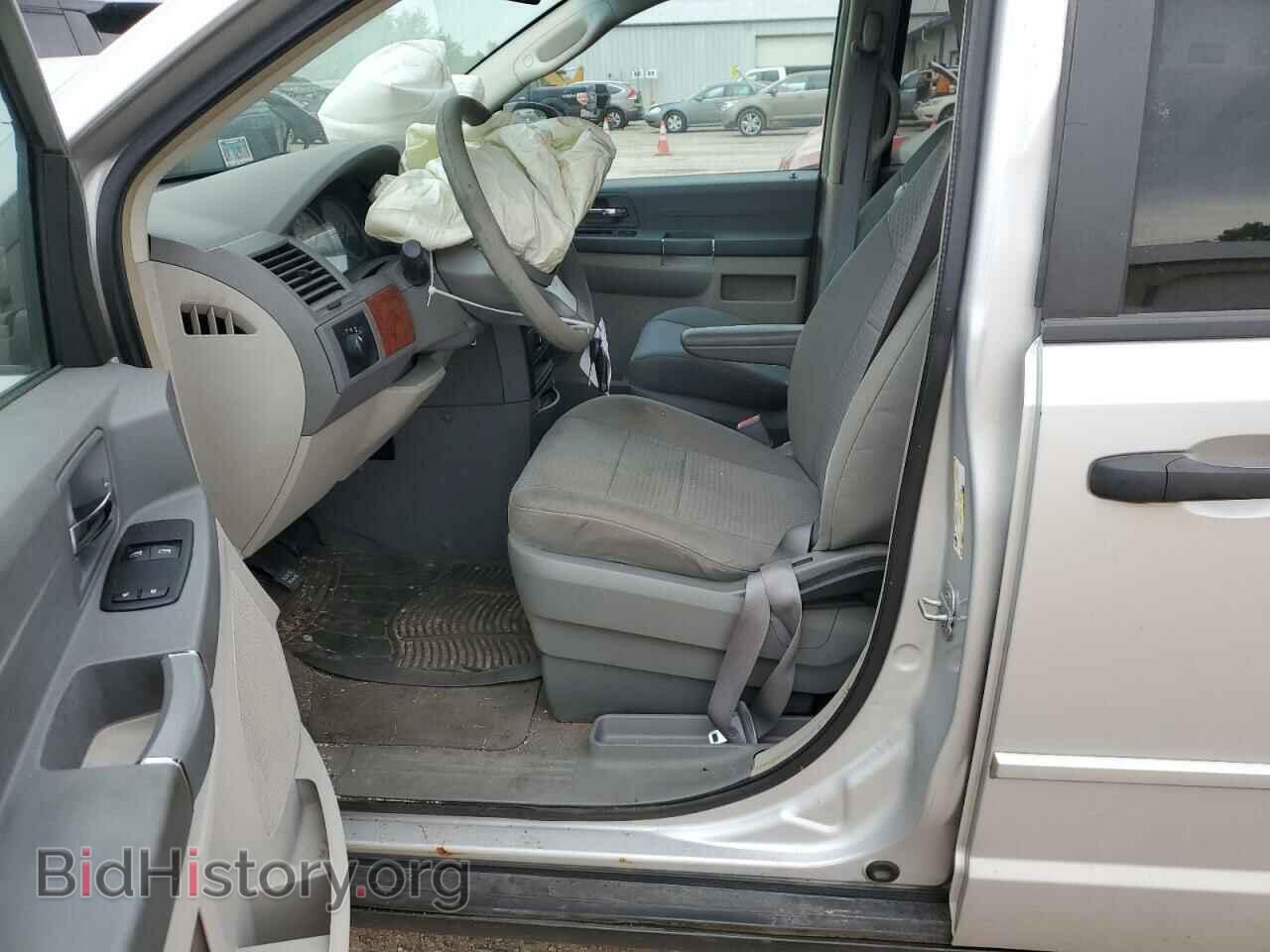 2008 CHRYSLER MINIVAN - VIN: 2A8HR44H08R618462 - Фото 7