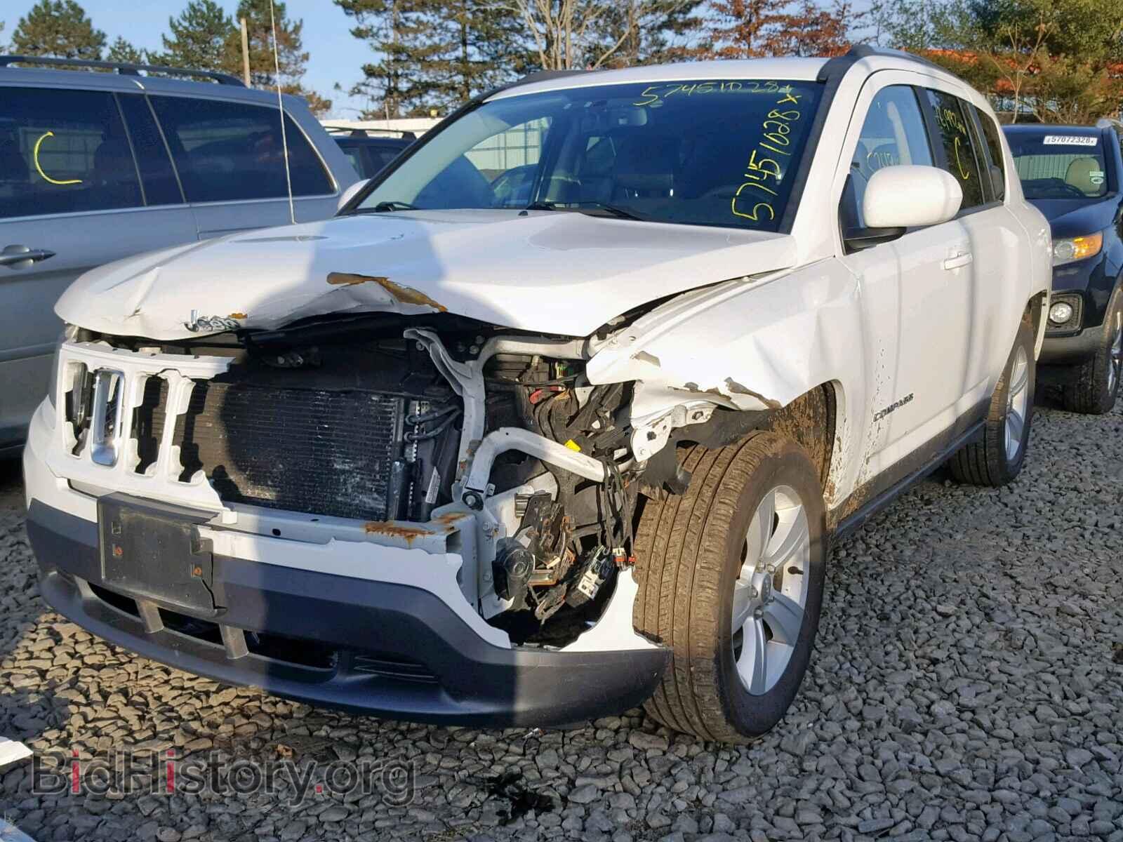 2014 JEEP COMPASS LA - VIN: 1C4NJDEB3ED647819 - Photo 2