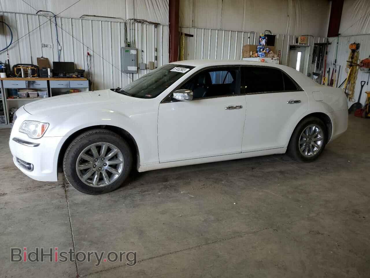 Photo 2C3CA5CG5BH547347 - CHRYSLER 300 2011