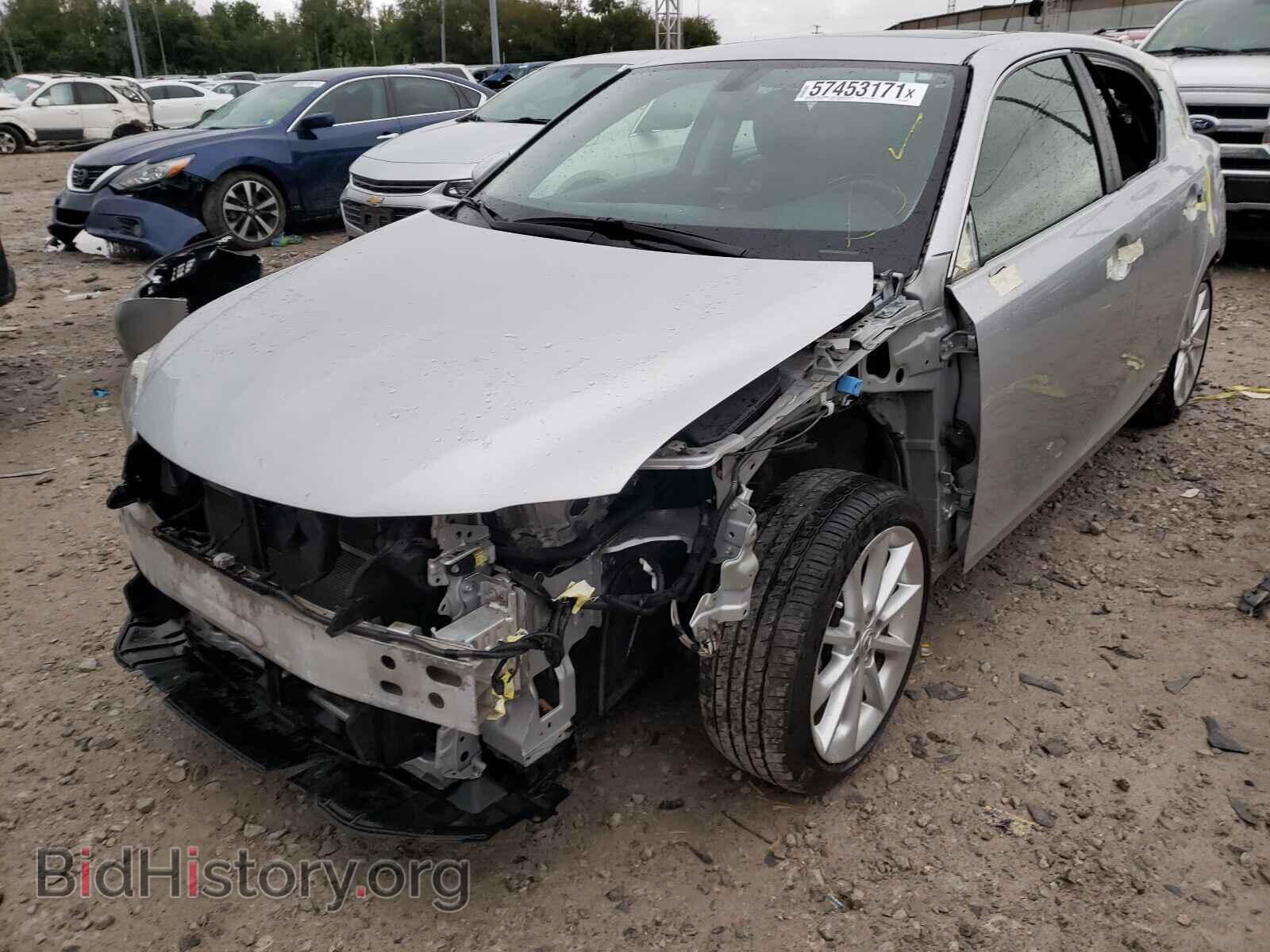 2011 LEXUS CT 200 - VIN: JTHKD5BH6B2046208 - Фото 2