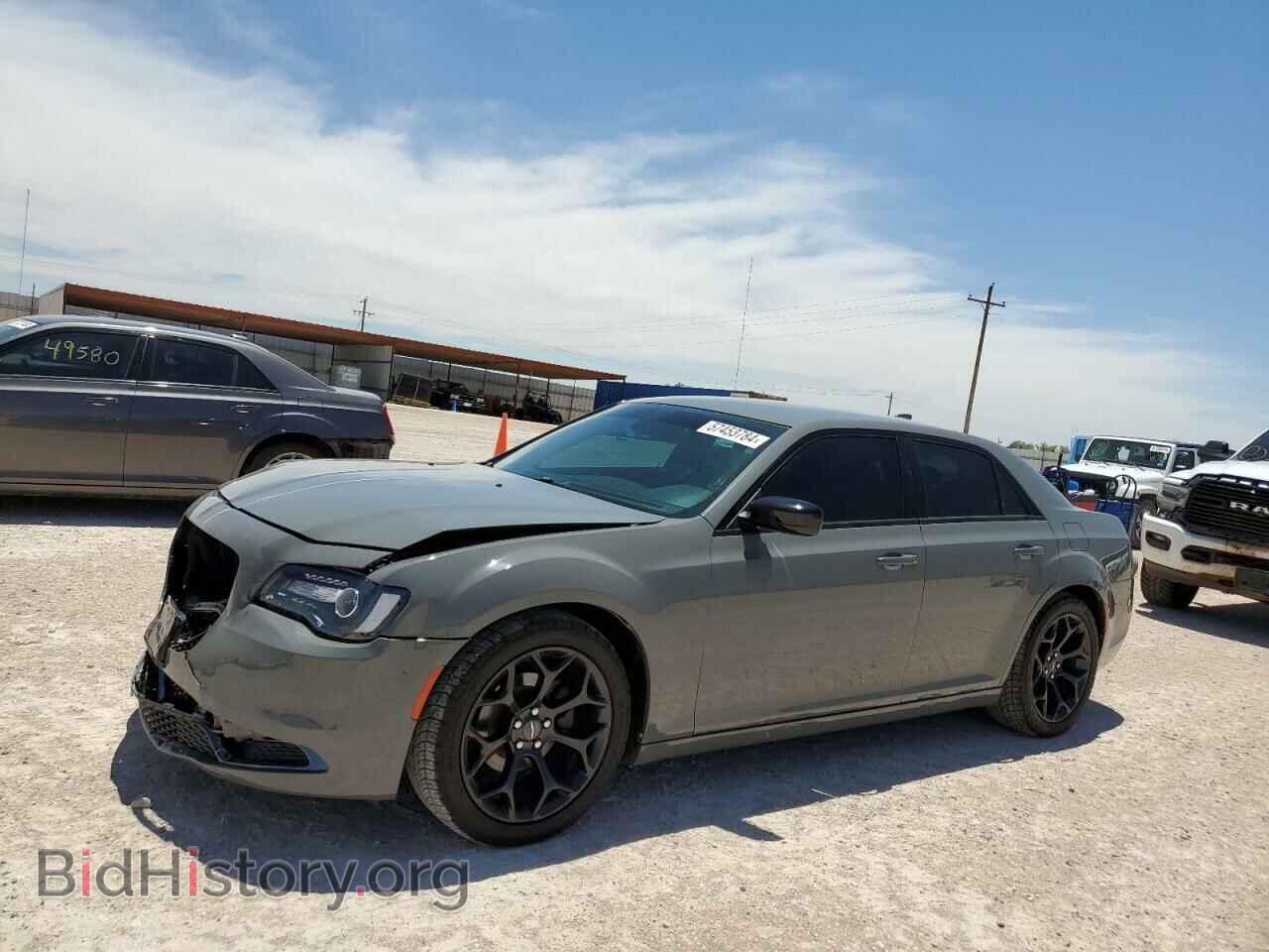 Фотография 2C3CCAAG0KH654554 - CHRYSLER 300 2019