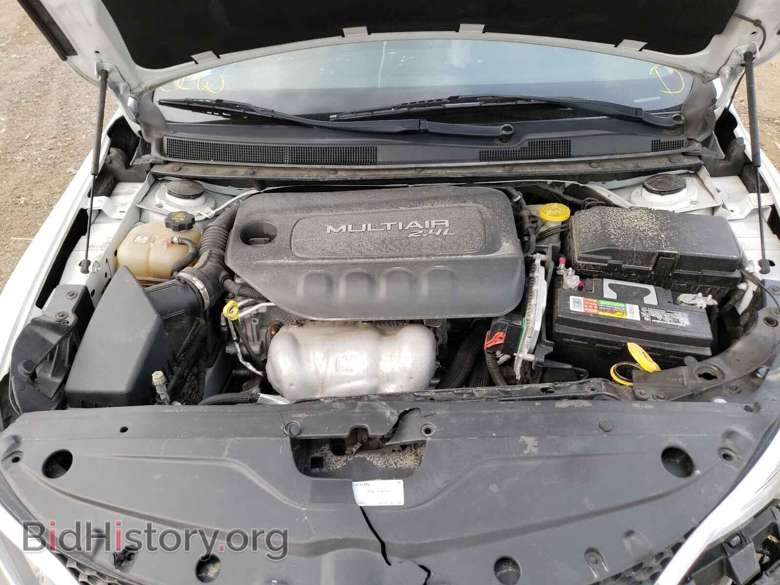 2015 CHRYSLER 200 - VIN: 1C3CCCAB3FN666128 - Фото 7