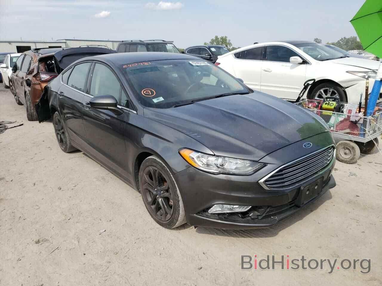 Photo 3FA6P0HD6JR240481 - FORD FUSION 2018