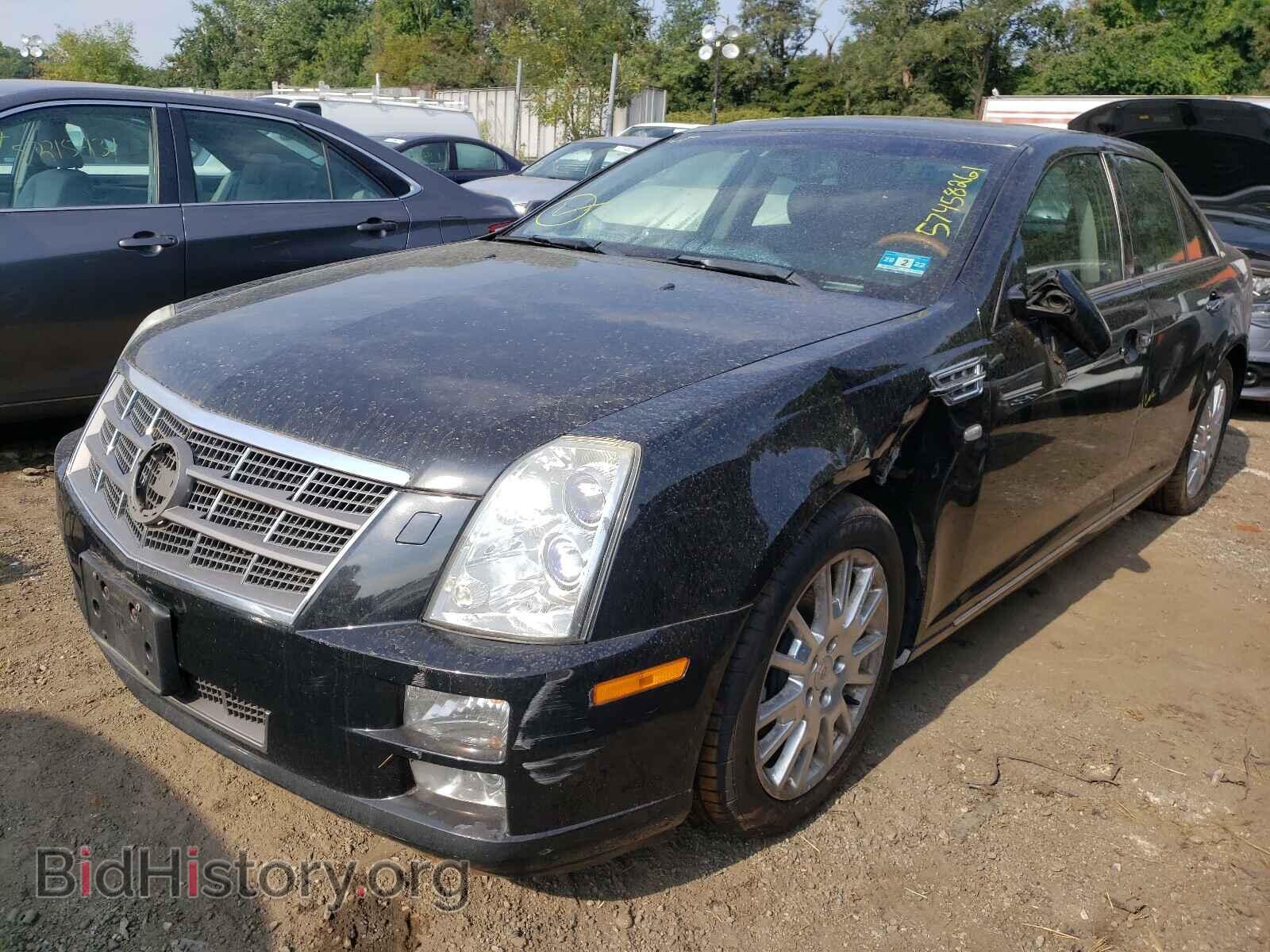 2011 CADILLAC STS - VIN: 1G6DW6ED6B0103654 - Фото 2