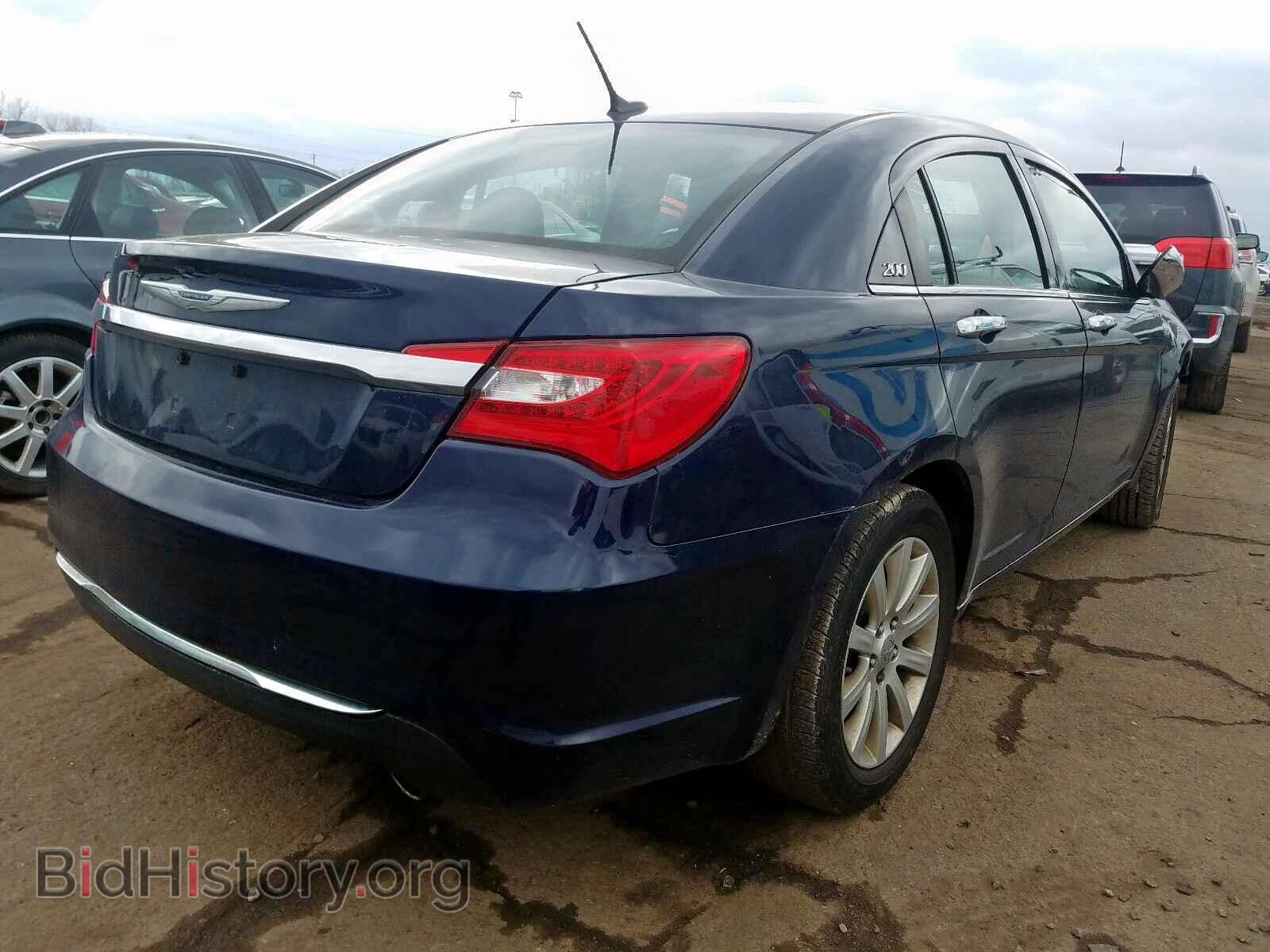 2013 CHRYSLER 200 - VIN: 1C3CCBCG3DN555613 - Фото 4