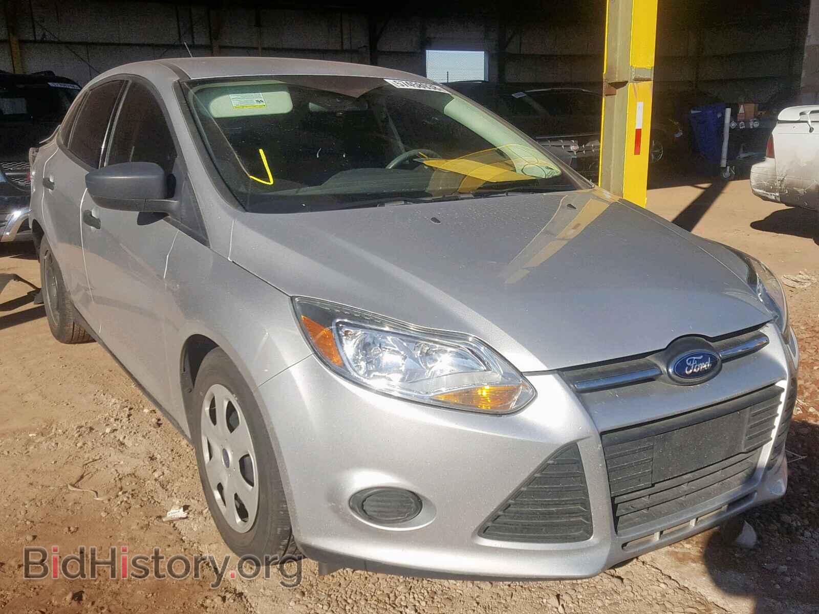 Photo 1FAHP3E26CL382327 - FORD FOCUS 2012