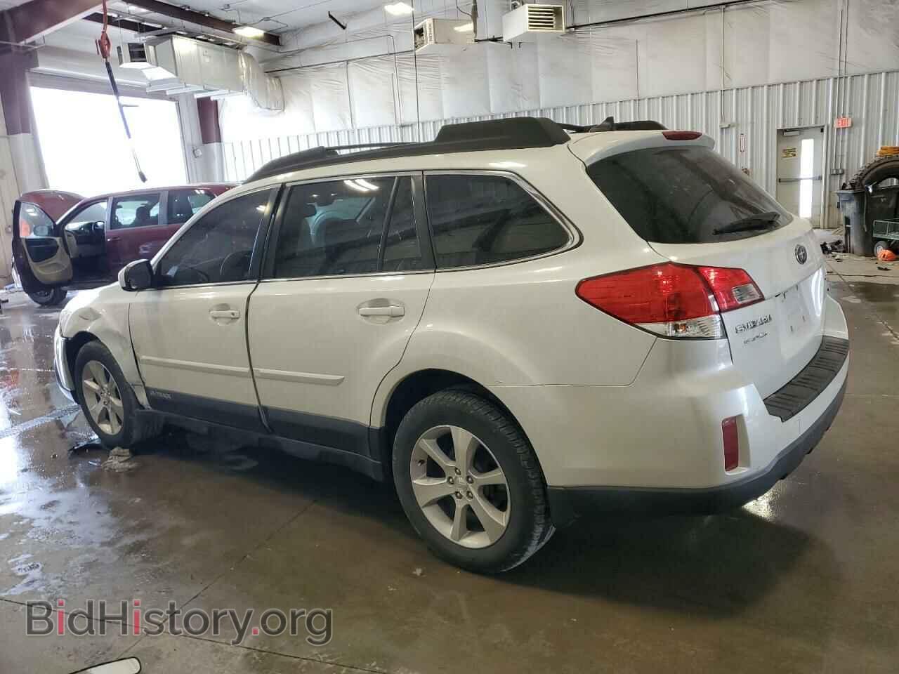 2013 SUBARU OUTBACK - VIN: 4S4BRCPC3D3220345 - Фото 2