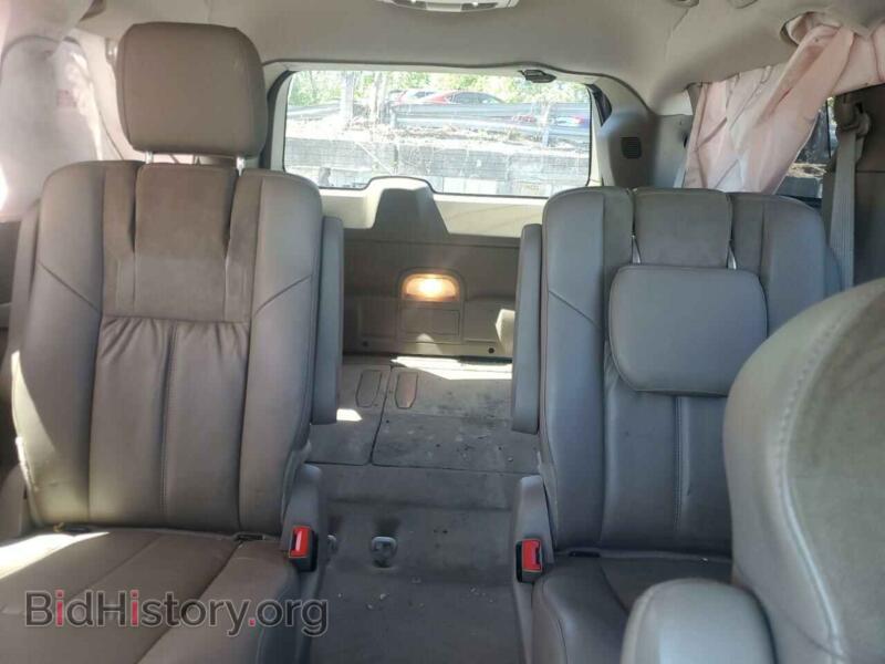 2016 Chrysler MINIVAN (VIN 2C4RC1GG7GR191763) — photo 10 of 16