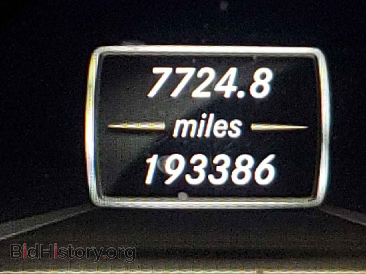 2011 MERCEDES-BENZ E-CLASS - VIN: WDDHF8HB9BA492097 - Фото 8