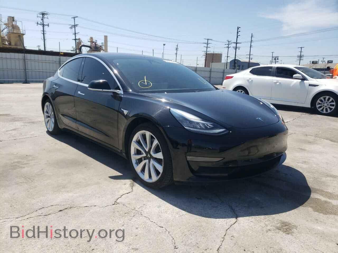 Фотография 5YJ3E1EB3JF186778 - TESLA MODEL 3 2018