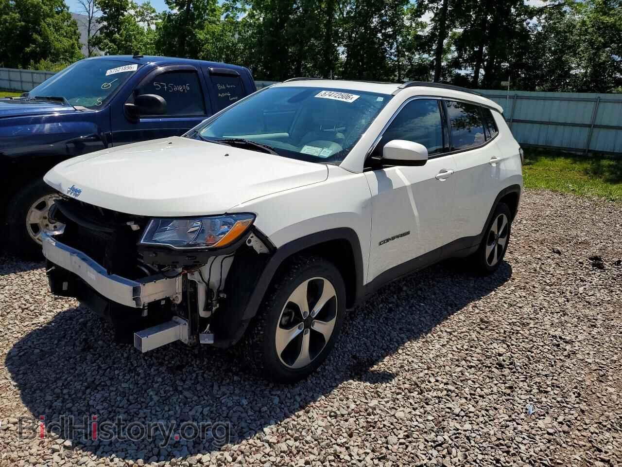 Photo 3C4NJDBBXHT617073 - JEEP COMPASS 2017