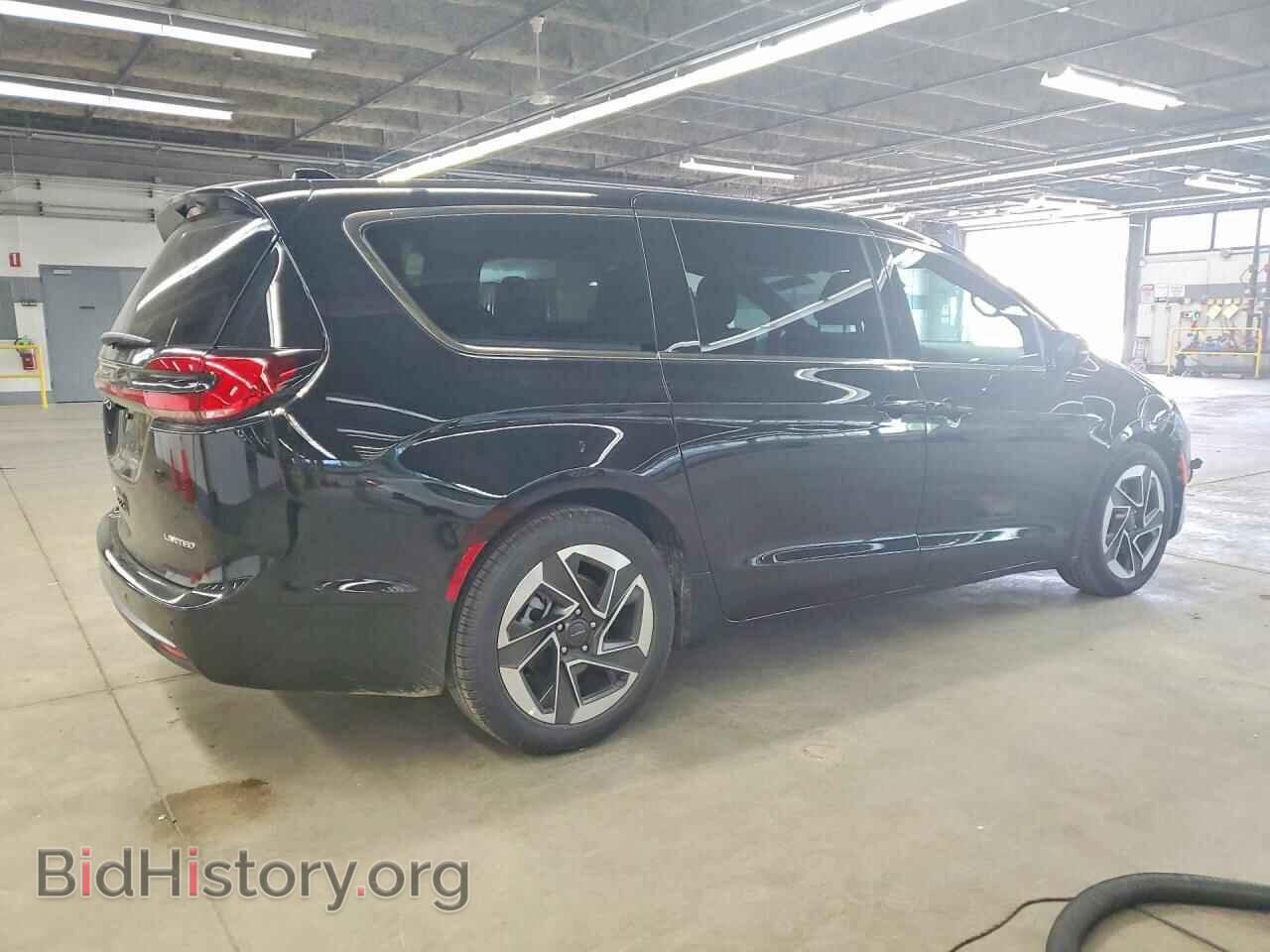 2027 CHRYSLER PACIFICA - VIN: 2C4RC1GG4VR554050 - Photo 3