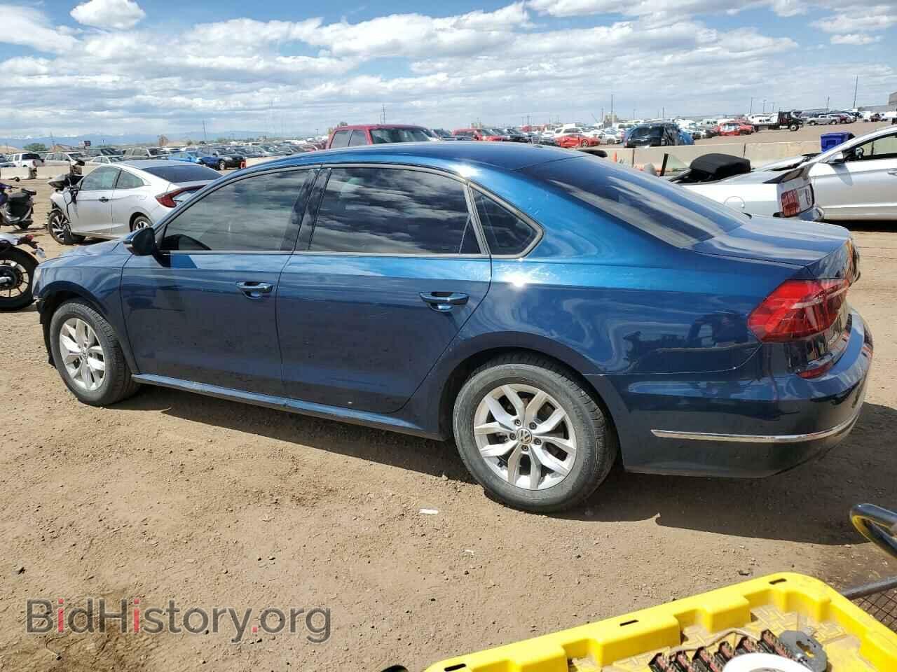 2018 VOLKSWAGEN PASSAT - VIN: 1VWAA7A34JC044986 - Фото 2