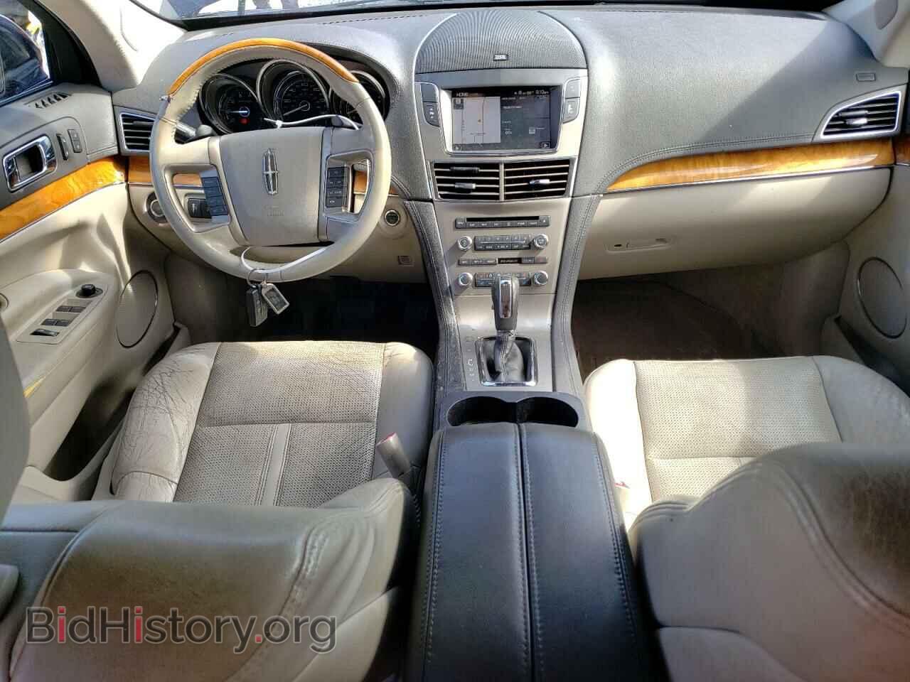 2011 LINCOLN MKT - VIN: 2LMHJ5AR2BBJ50915 - Фото 8