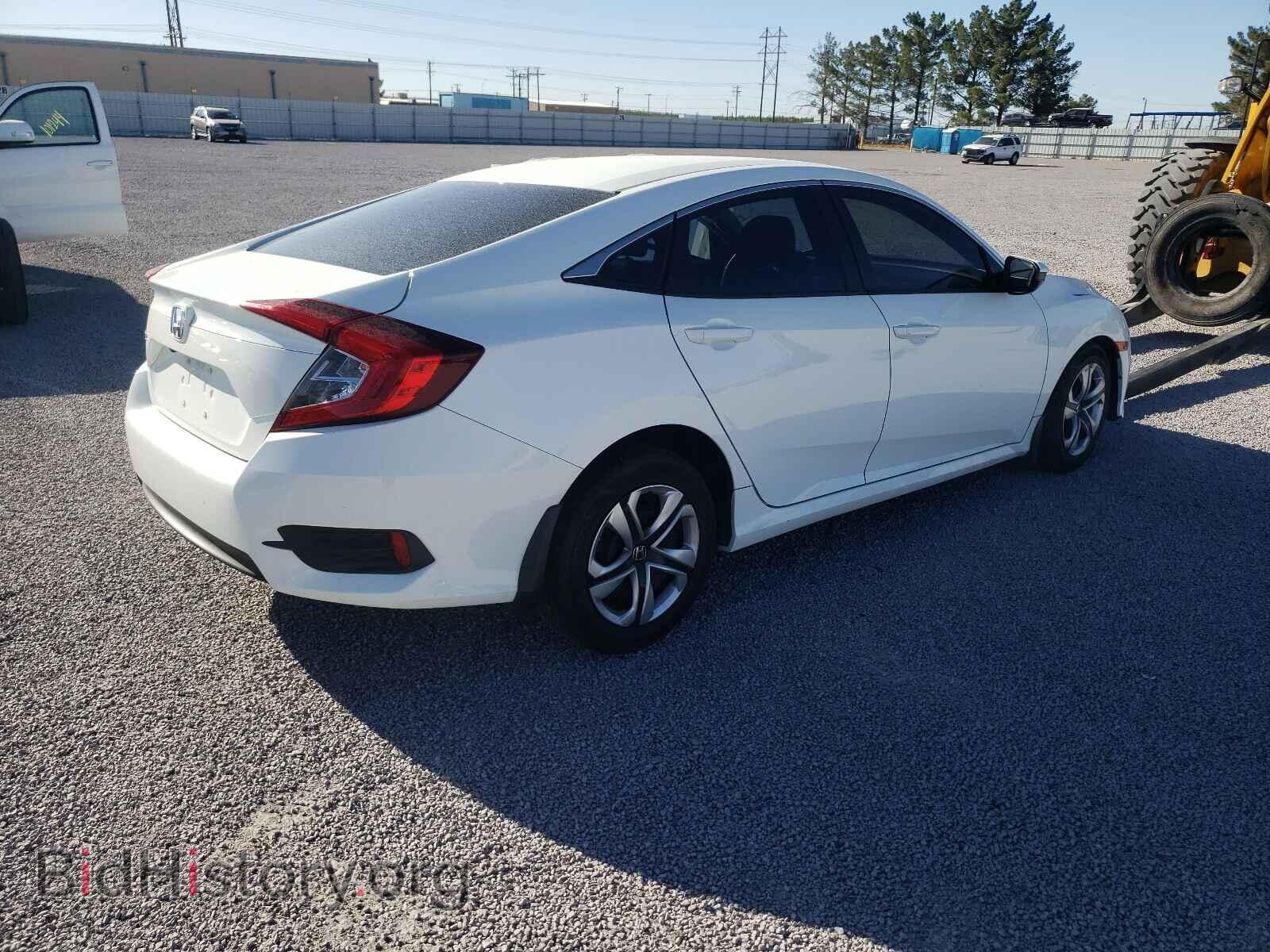 2017 HONDA CIVIC - VIN: 19XFC2F50HE062985 - Фото 4