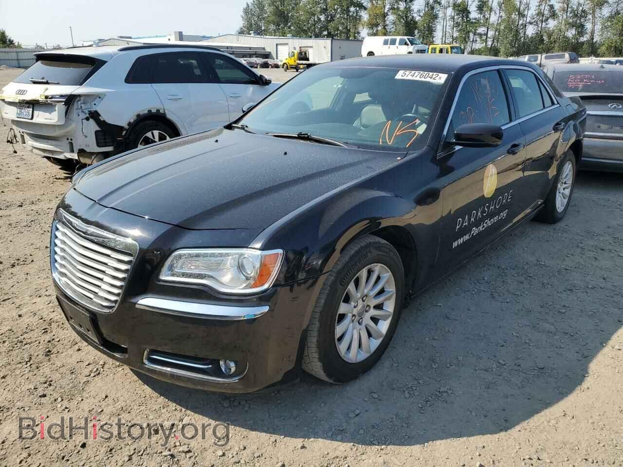 2013 CHRYSLER 300 - VIN: 2C3CCAAG6DH640936 - Фото 2