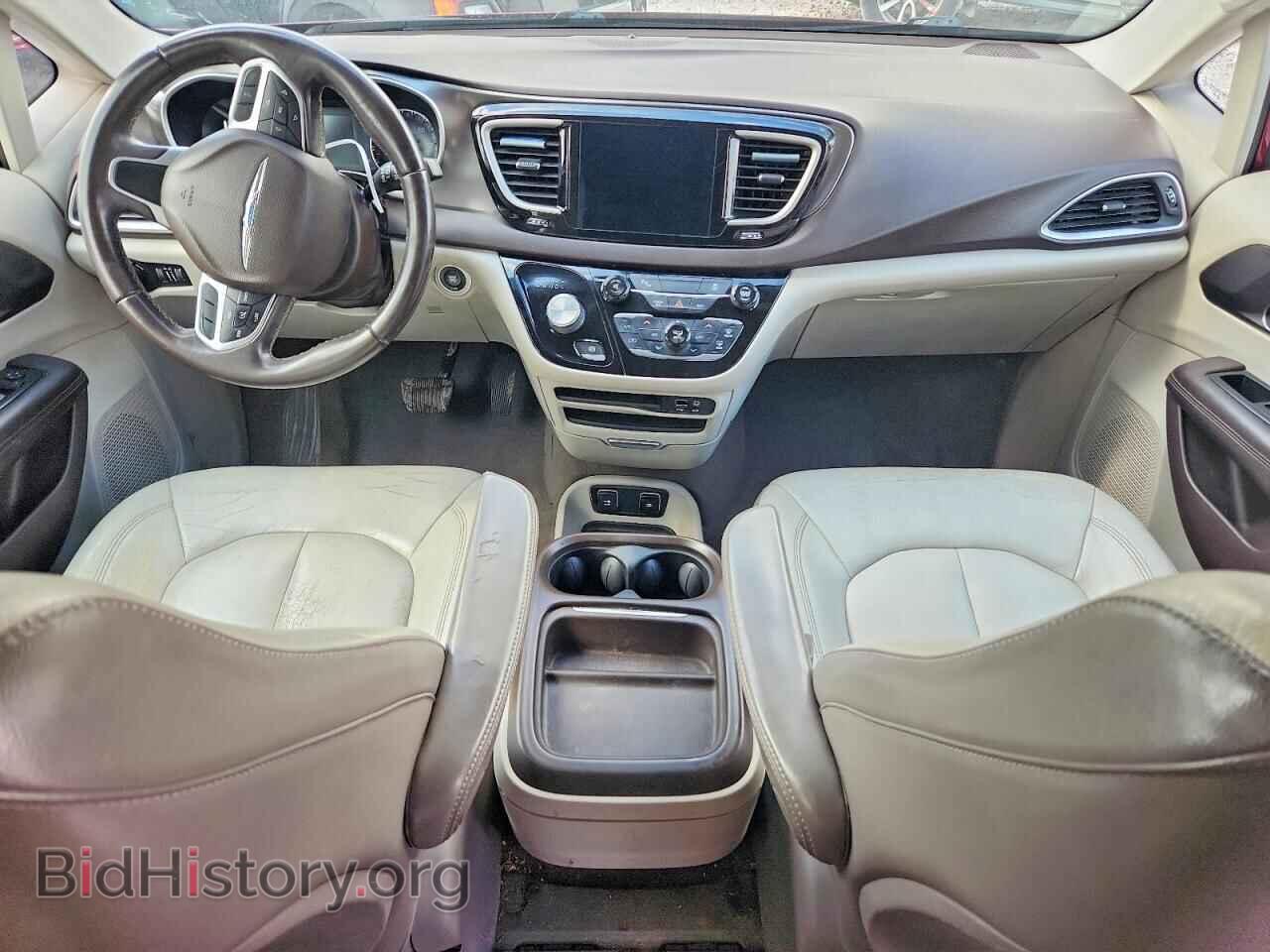2017 CHRYSLER PACIFICA - VIN: 2C4RC1BG3HR519902 - Photo 8