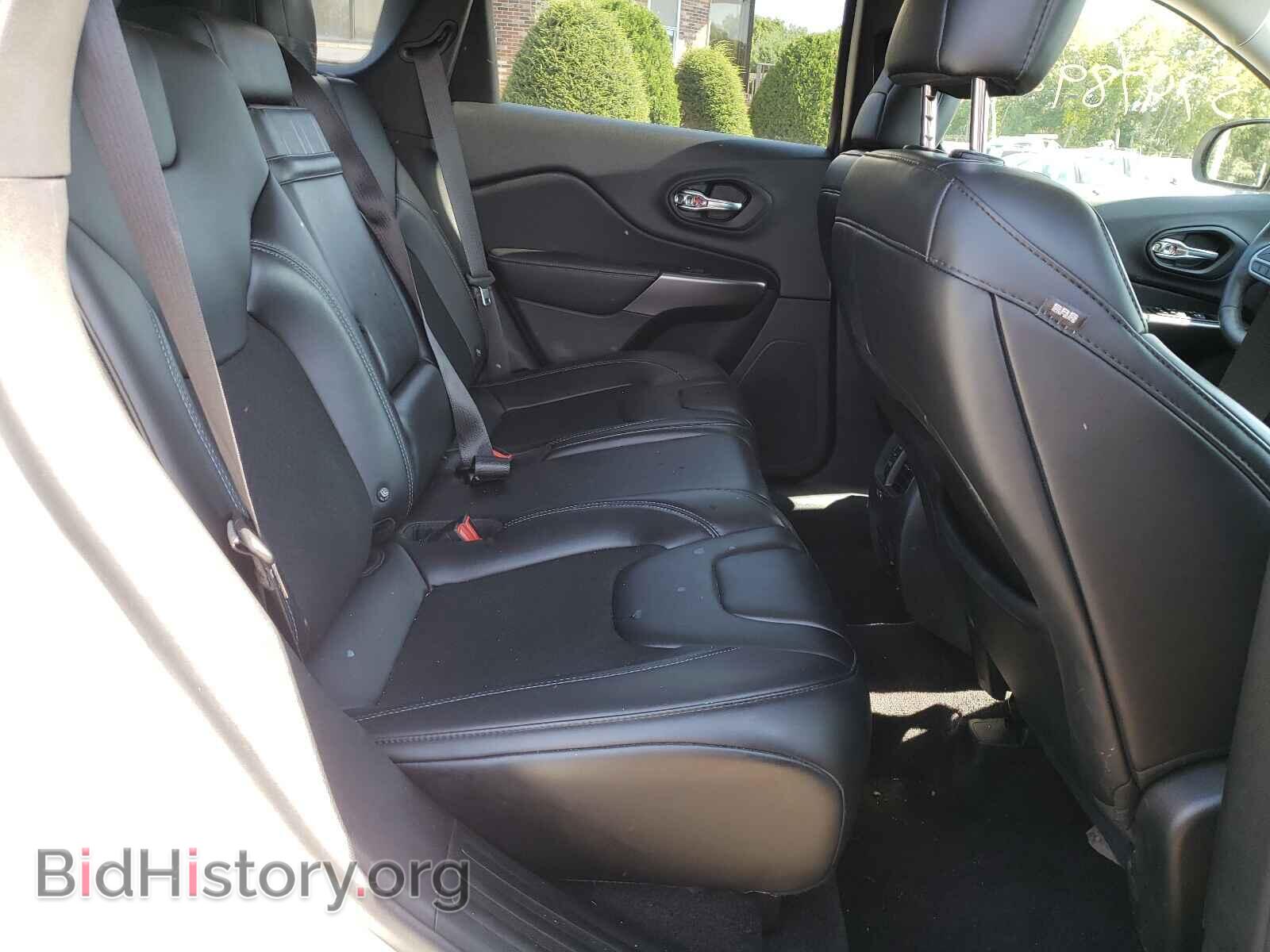 2019 JEEP CHEROKEE - VIN: 1C4PJMLB2KD106512 - Фото 6