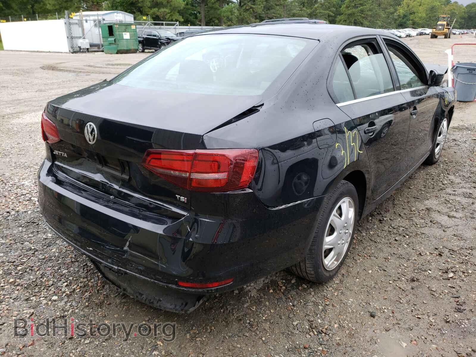 2017 VOLKSWAGEN JETTA - VIN: 3VW2B7AJ0HM276364 - Фото 4