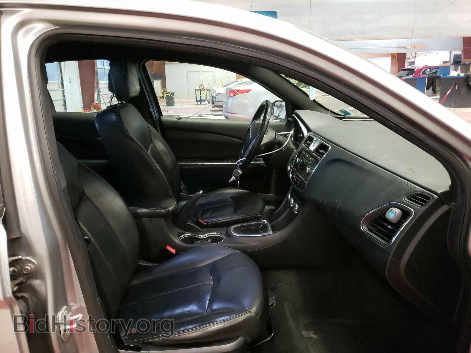 2013 CHRYSLER 200 - VIN: 1C3CCBCG7DN575444 - Фото 5