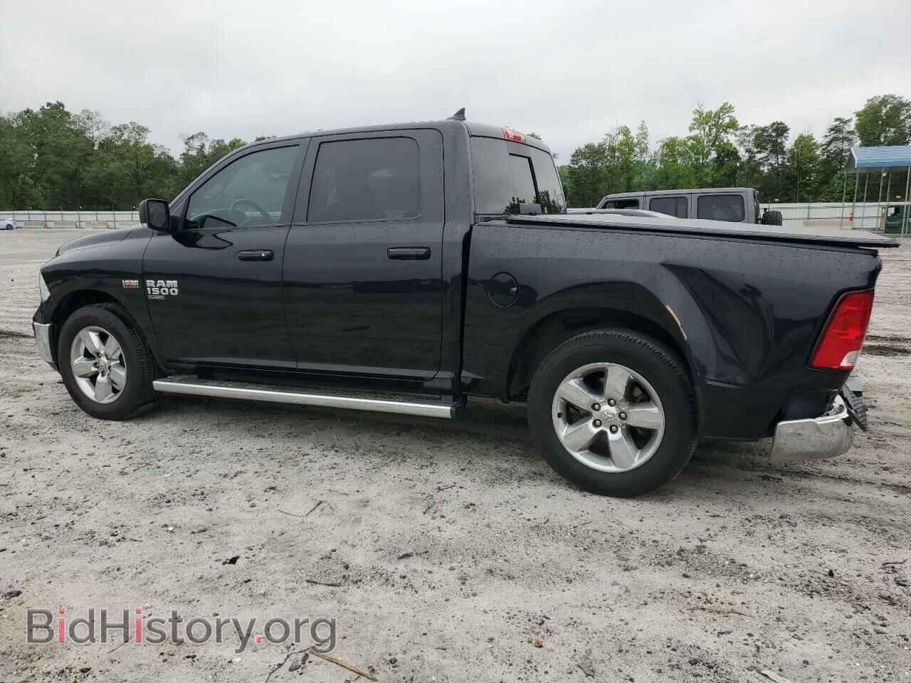 2019 RAM 1500 - VIN: 1C6RR6LT8KS563902 - Фото 2