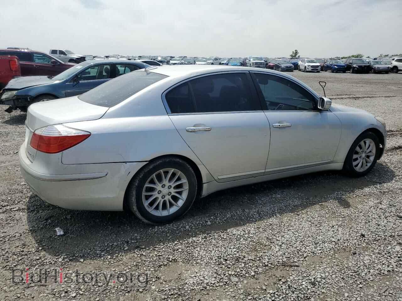 2009 HYUNDAI GENESIS - VIN: KMHGC46E09U027068 - Фото 3