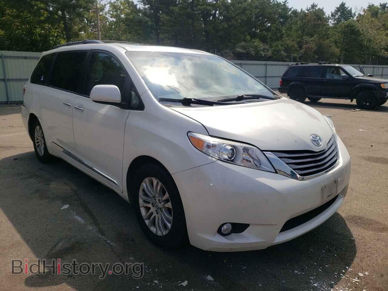 Photo 5TDYZ3DC2HS869142 - TOYOTA SIENNA 2017