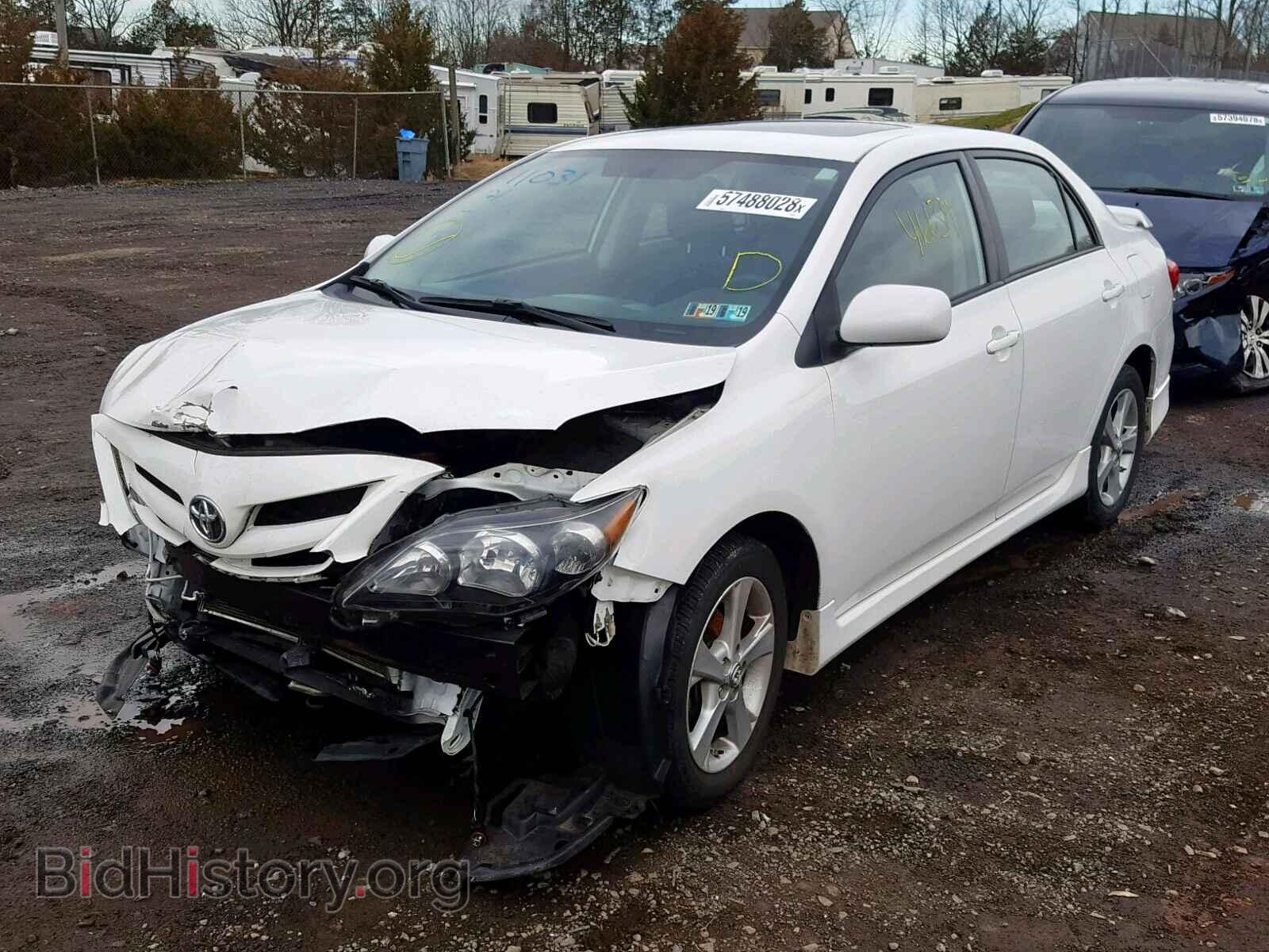 2011 TOYOTA COROLLA BA - VIN: 2T1BU4EE2BC553220 - Фото 2