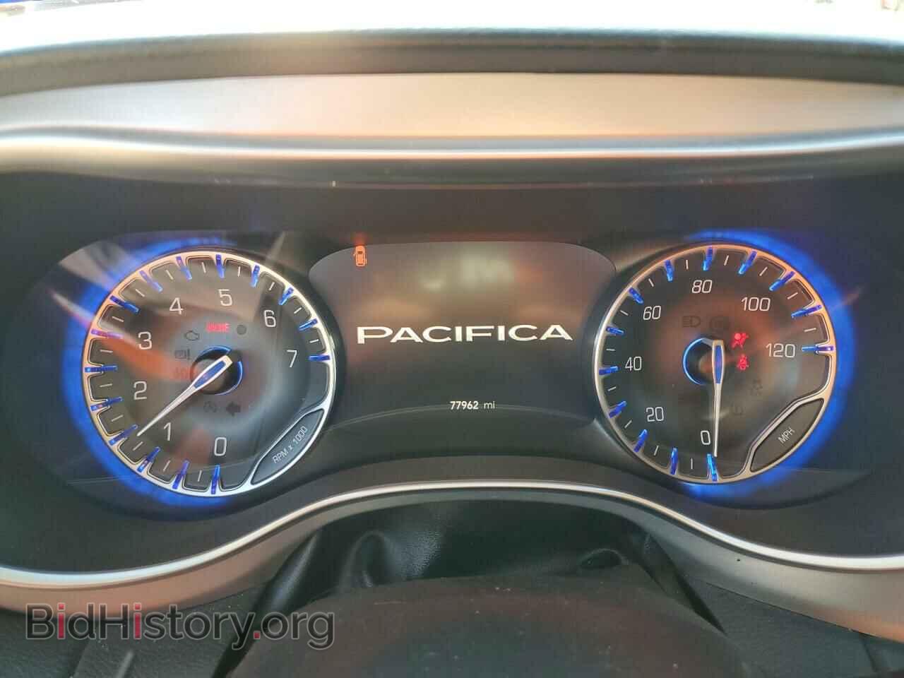 2018 CHRYSLER PACIFICA - VIN: 2C4RC1EG7JR197556 - Photo 9
