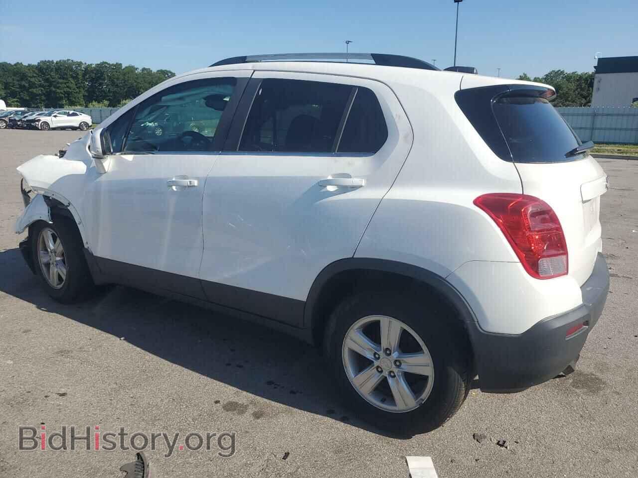 2016 CHEVROLET TRAX - VIN: 3GNCJPSB2GL205292 - Фото 2