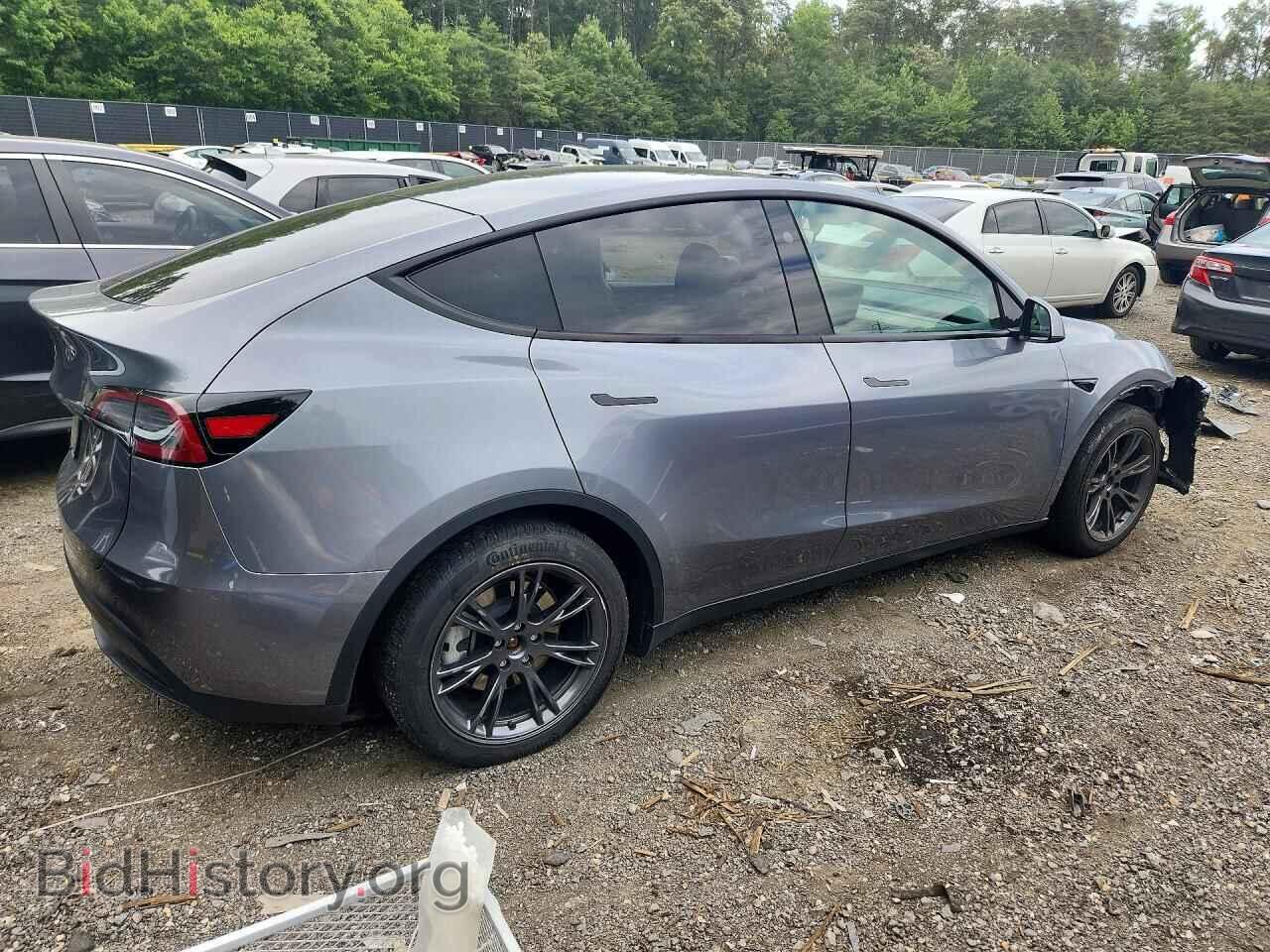 2024 TESLA MODEL Y - VIN: 7SAYGDED0RF201058 - Photo 3