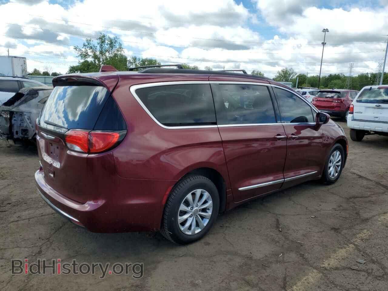 2017 CHRYSLER PACIFICA - VIN: 2C4RC1BGXHR592068 - Photo 3