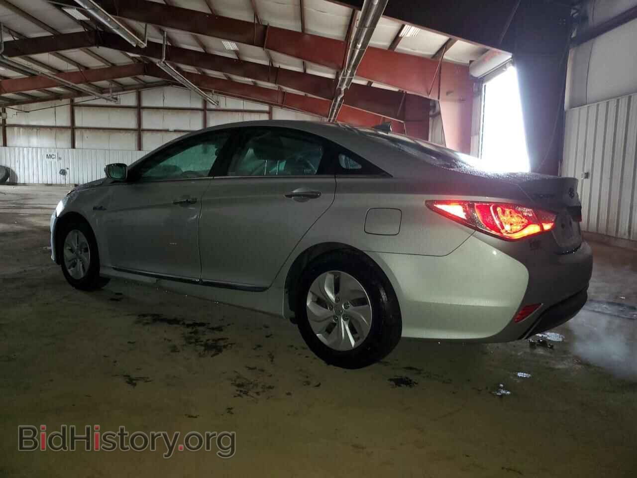 2014 HYUNDAI SONATA - VIN: KMHEC4A41EA117993 - Фото 2