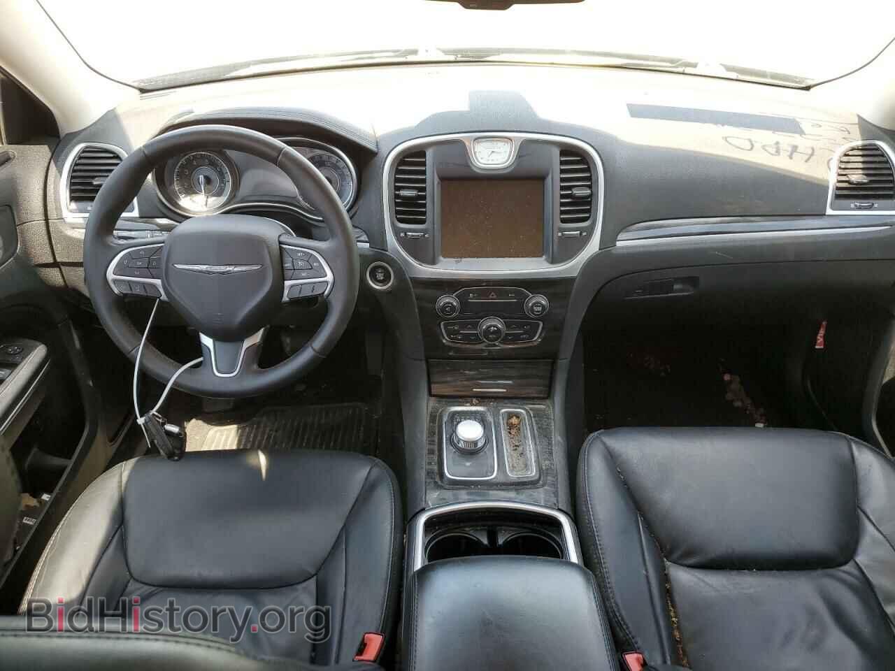 2016 CHRYSLER 300 - VIN: 2C3CCAAG2GH358295 - Фото 8