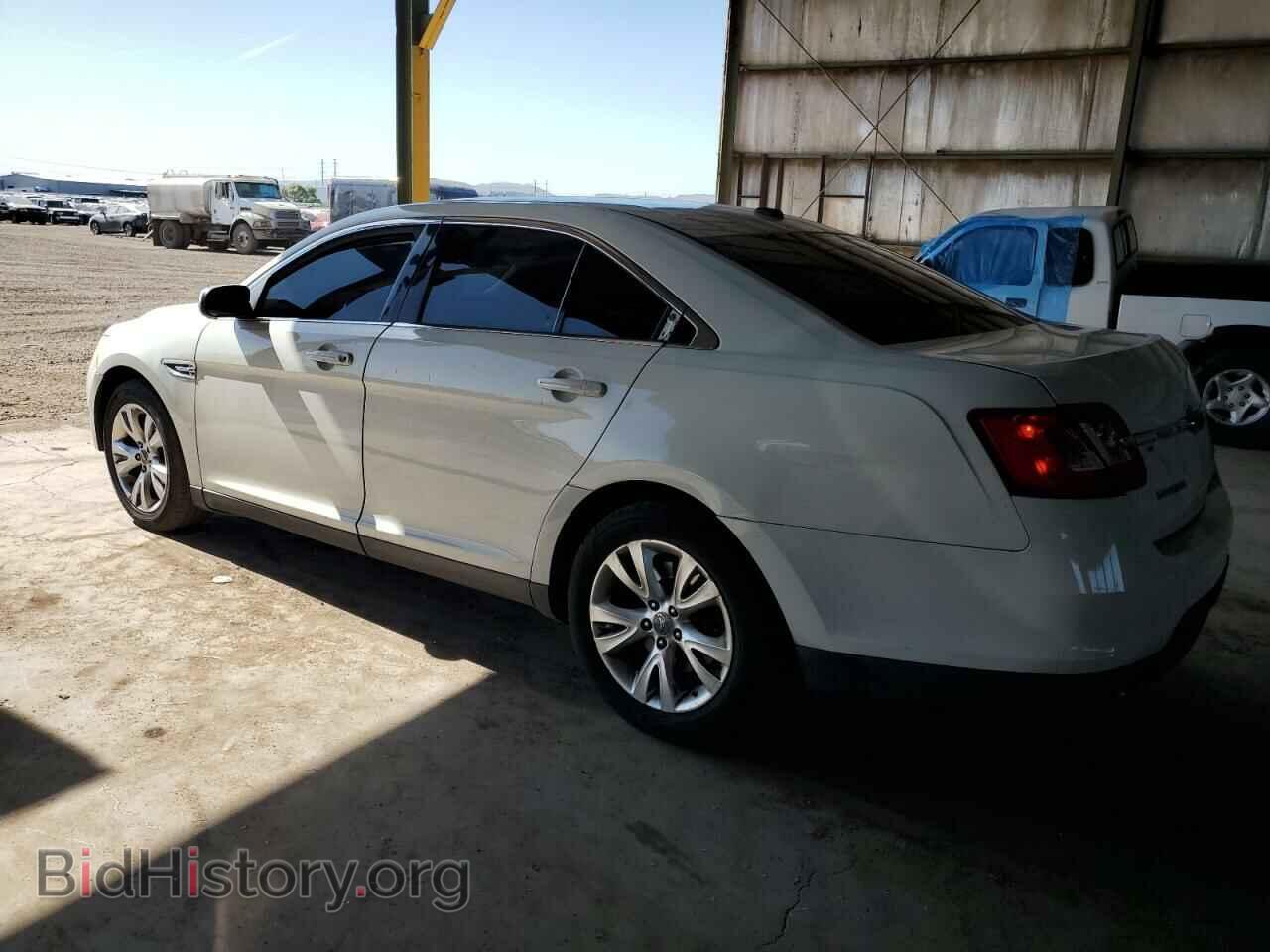 2010 FORD TAURUS - VIN: 1FAHP2EW5AG103209 - Фото 2