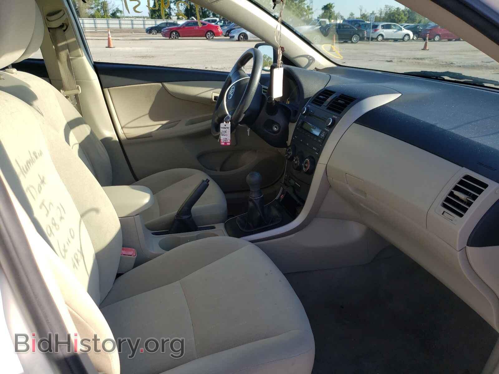 2011 TOYOTA COROLLA - VIN: 2T1BU4EE4BC569631 - Фото 5