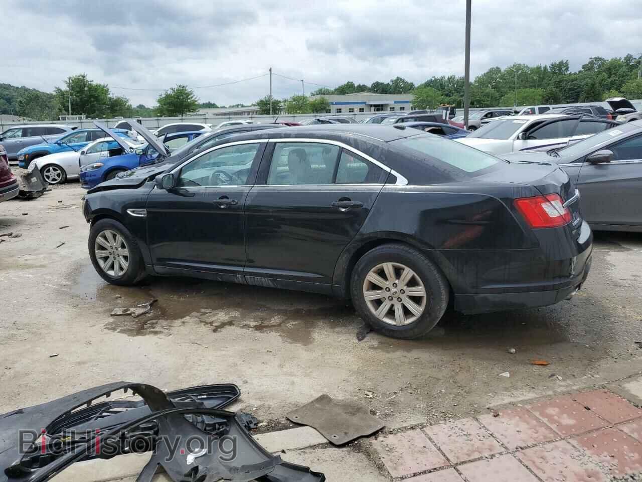 2011 FORD TAURUS - VIN: 1FAHP2DW7BG107944 - Photo 2