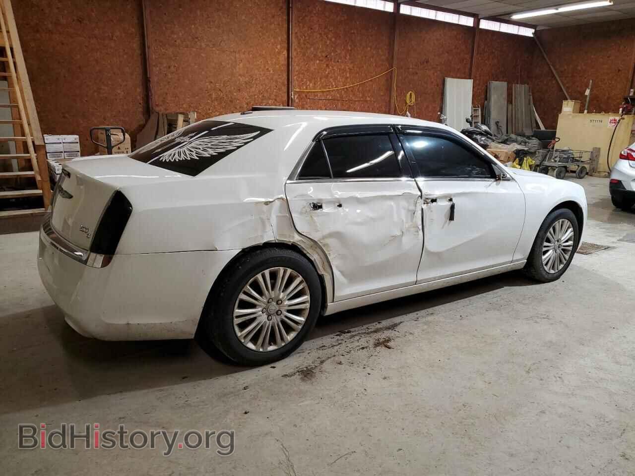 2014 CHRYSLER 300 - VIN: 2C3CCAKG0EH235879 - Фото 3