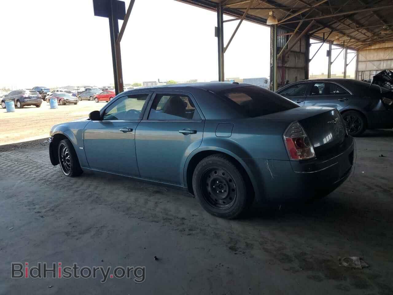 2006 CHRYSLER 300 - VIN: 2C3KA53G46H274435 - Фото 2