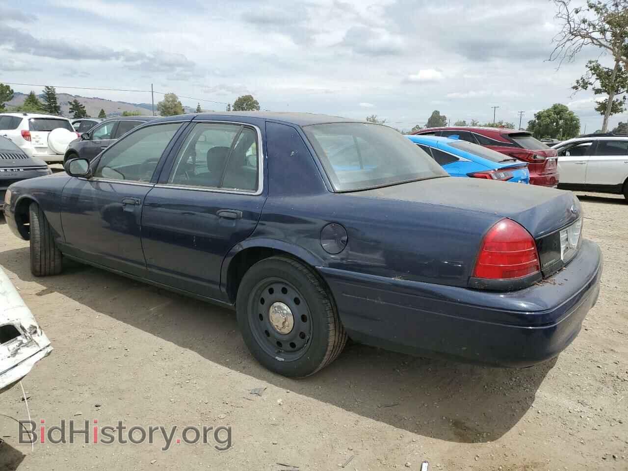 2010 FORD CROWN VIC - VIN: 2FABP7BV9AX123729 - Фото 2