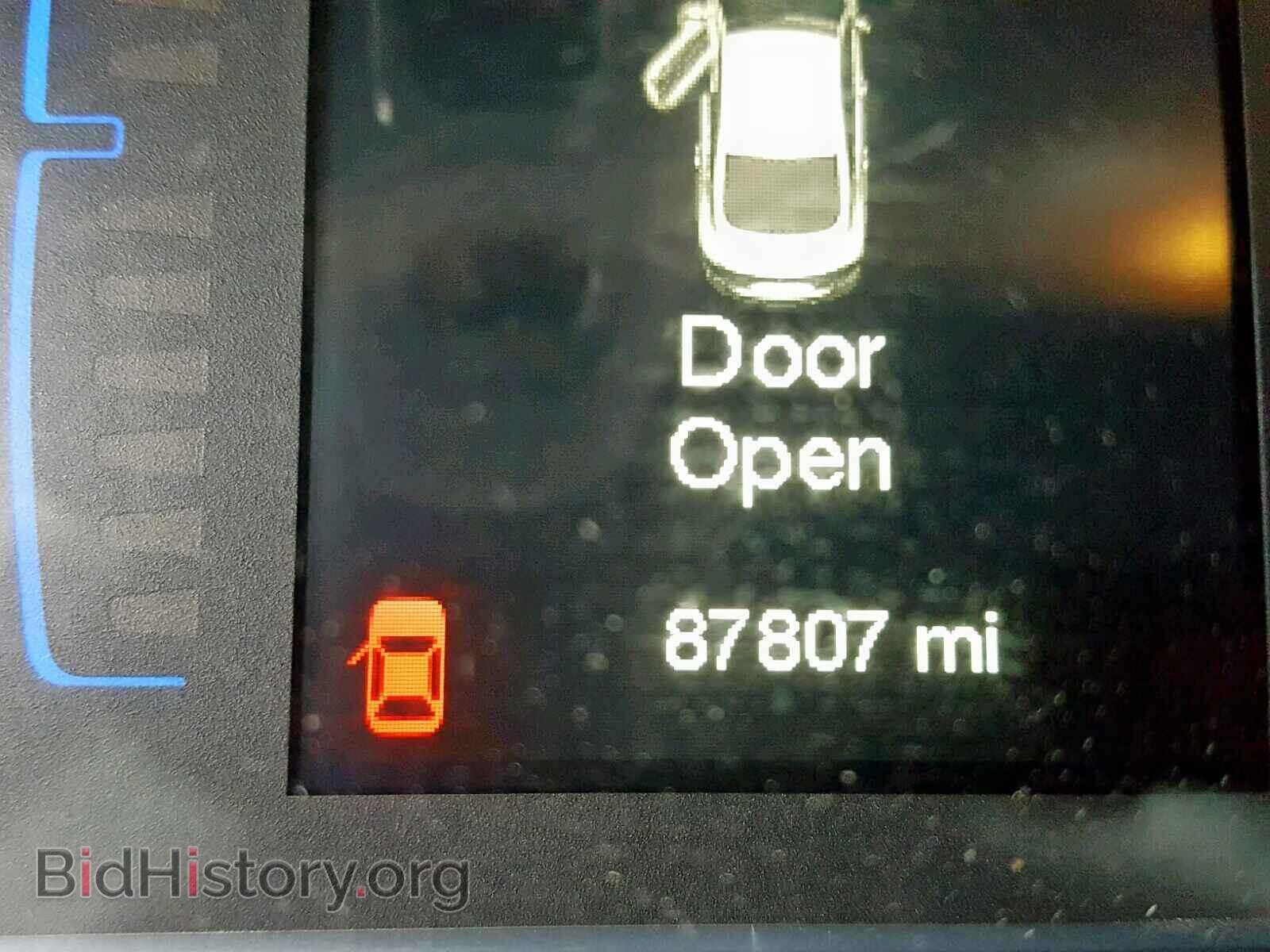 2015 CHRYSLER 200 - VIN: 1C3CCCAB5FN664459 - Фото 8