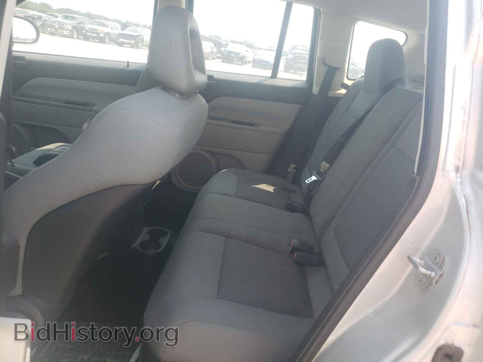 2007 JEEP COMPASS - VIN: 1J8FT47037D386195 - Photo 6