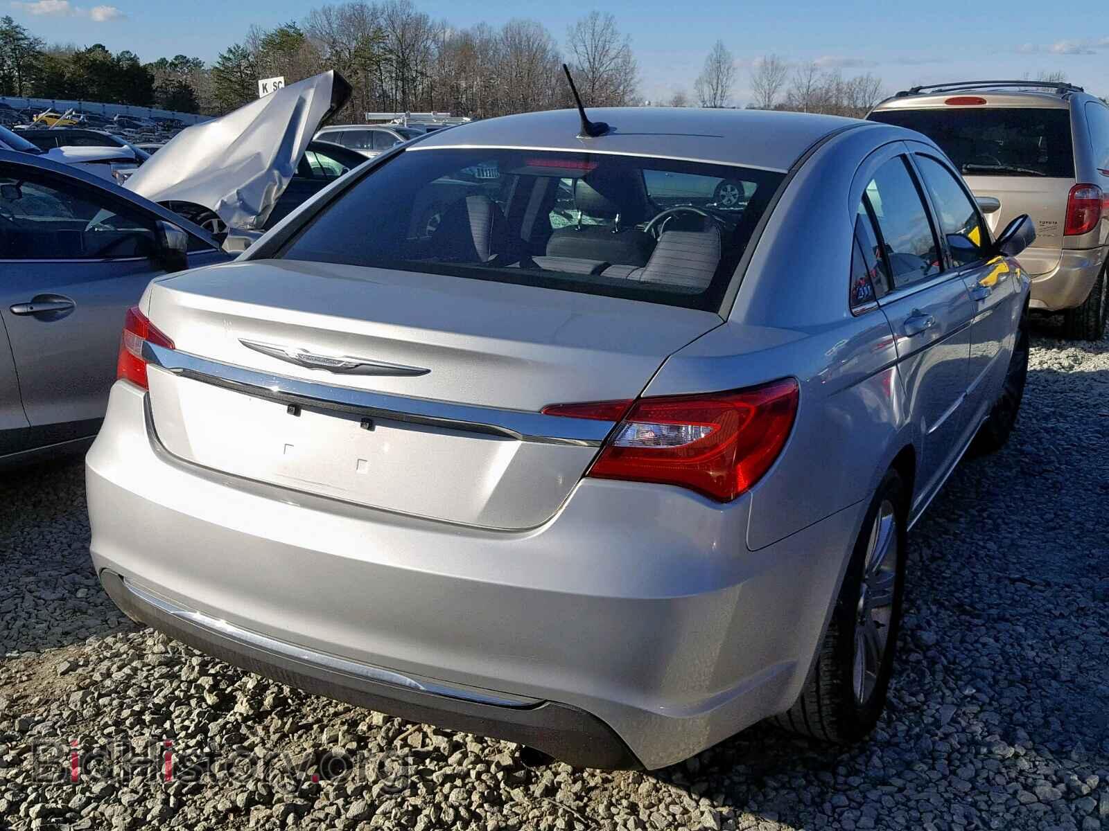 2012 CHRYSLER 200 - VIN: 1C3CCBAB2CN244812 - Фото 4